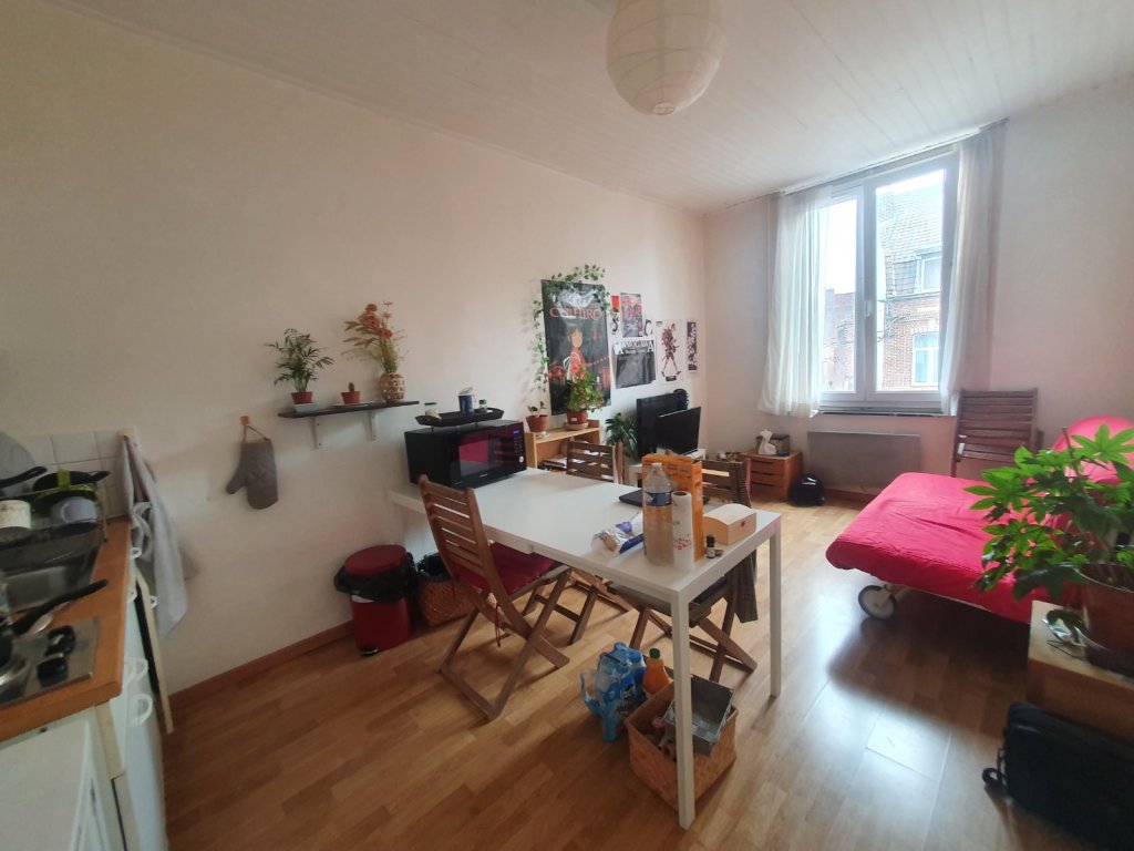 F2 AVEC CAVE A LOUER - LILLE FIVES - 35.5 m2 - 569�&euro; charges comprises par mois