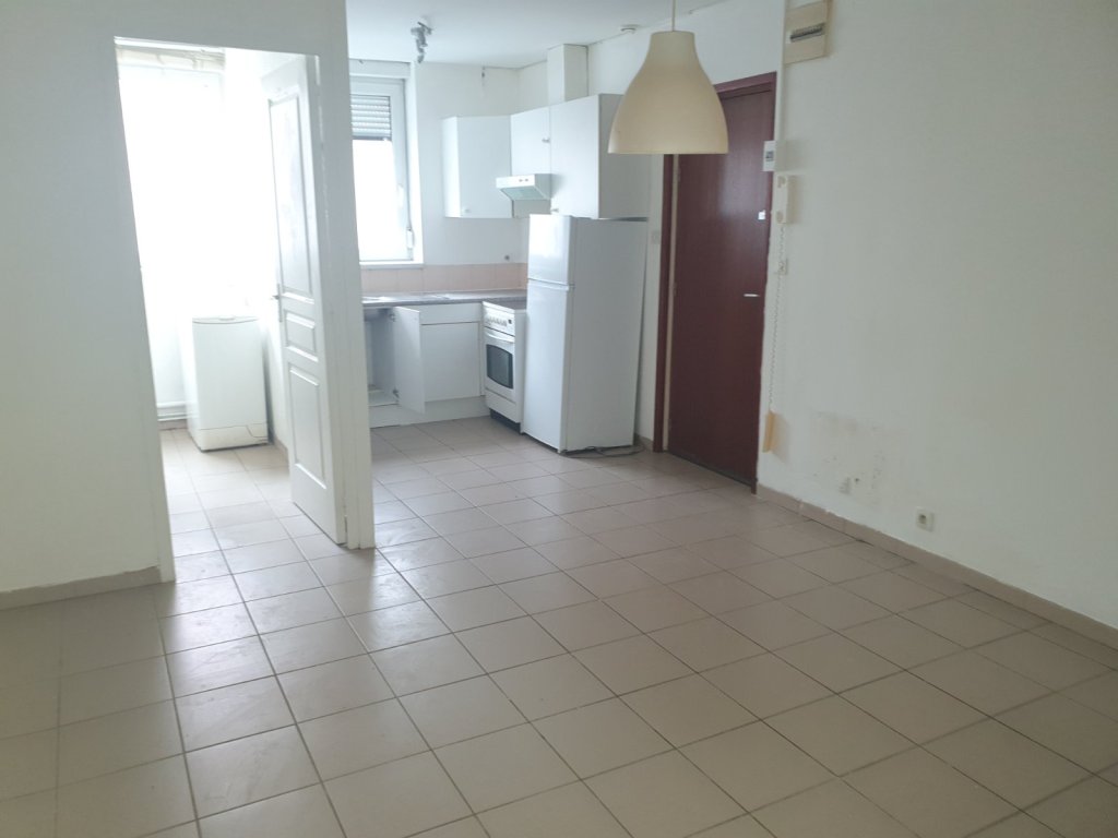 STUDIO A LOUER - LILLE MONTEBELLO - 24.5 m2 - 528 &euro; charges comprises par mois