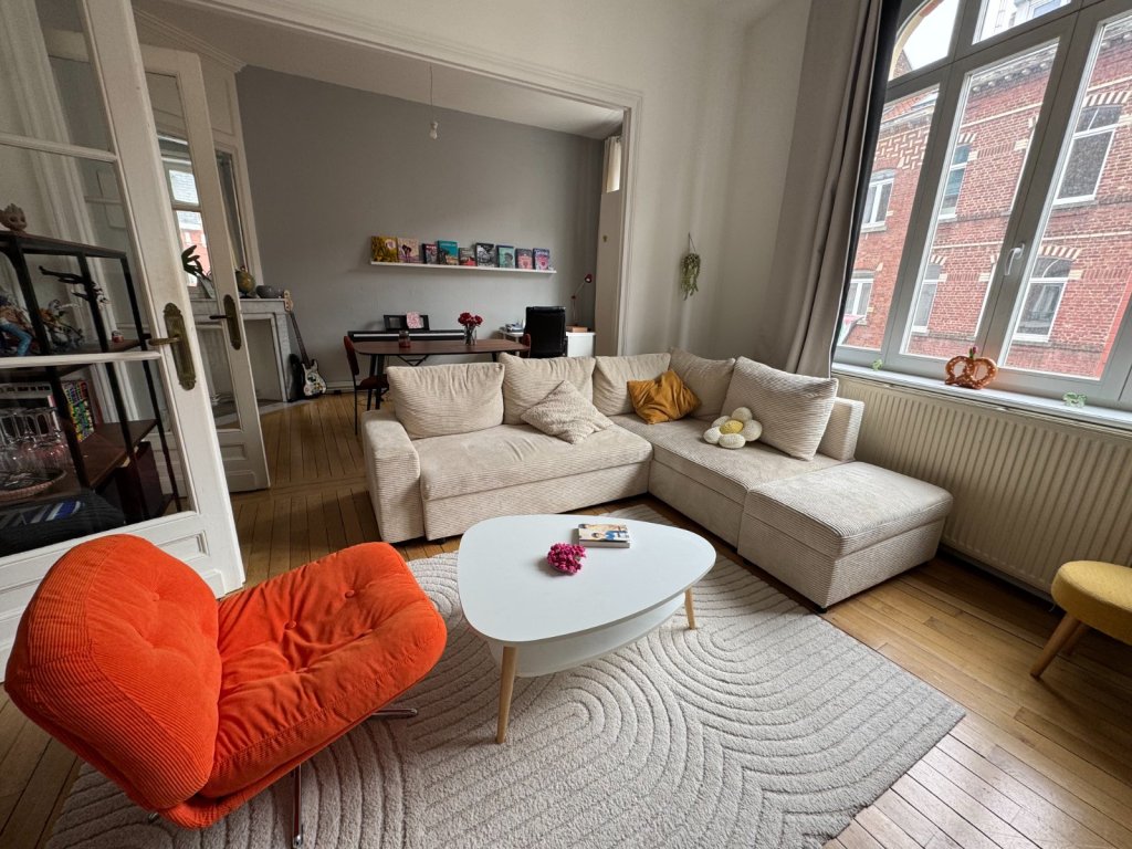 APPARTEMENT T2 BIS AVEC CACHET A VENDRE - LILLE CENTRE REPUBLIQUE - 67 m2 - 281 000 &euro;