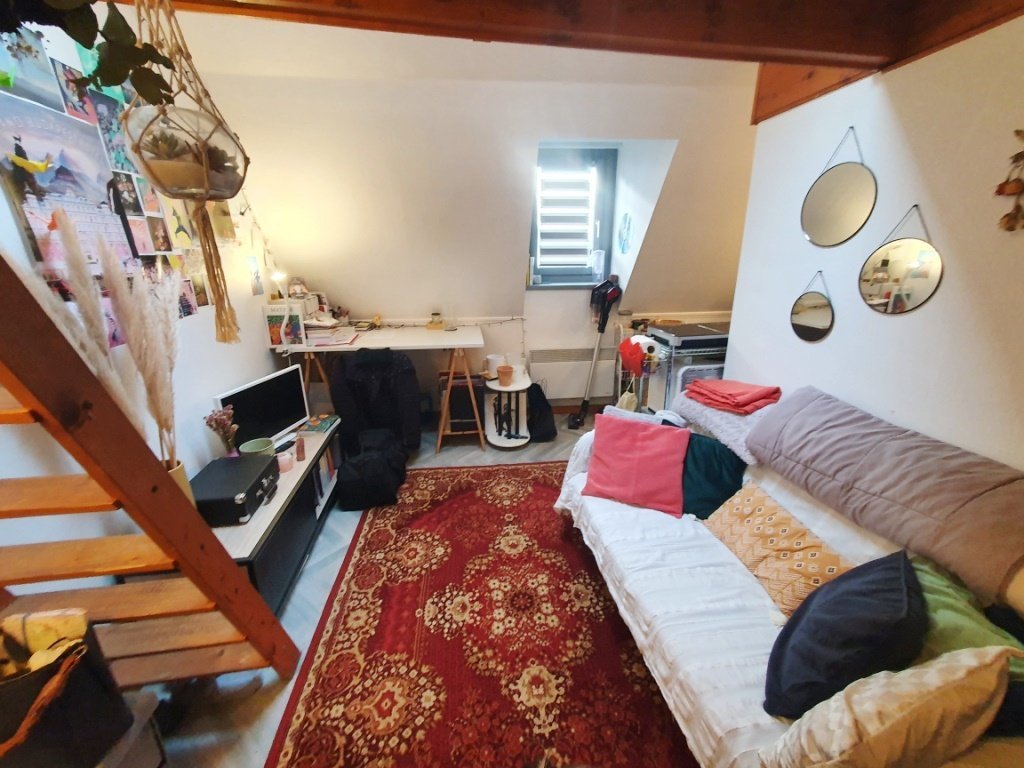 STUDIO MEZZANINE A LOUER - LILLE GAMBETTA - 13.5 m2 - 474 &euro; charges comprises par mois