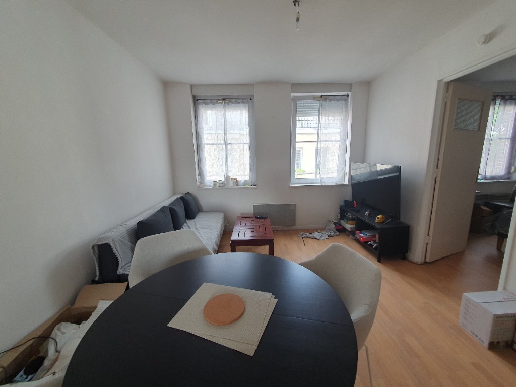 F2 A LOUER - LAMBERSART - 44.5 m2 - 684 &euro; charges comprises par mois
