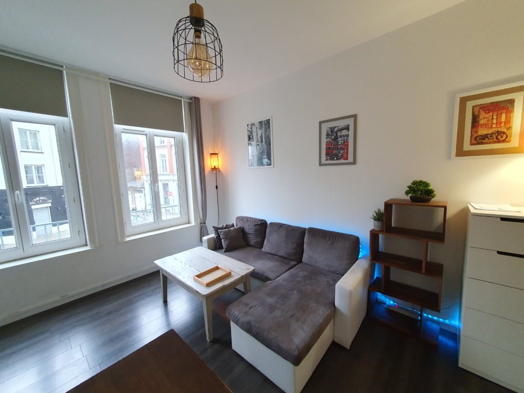 F2 MEUBLE A LOUER - LILLE GAMBETTA - 30.5 m2 - 683 &euro; charges comprises par mois