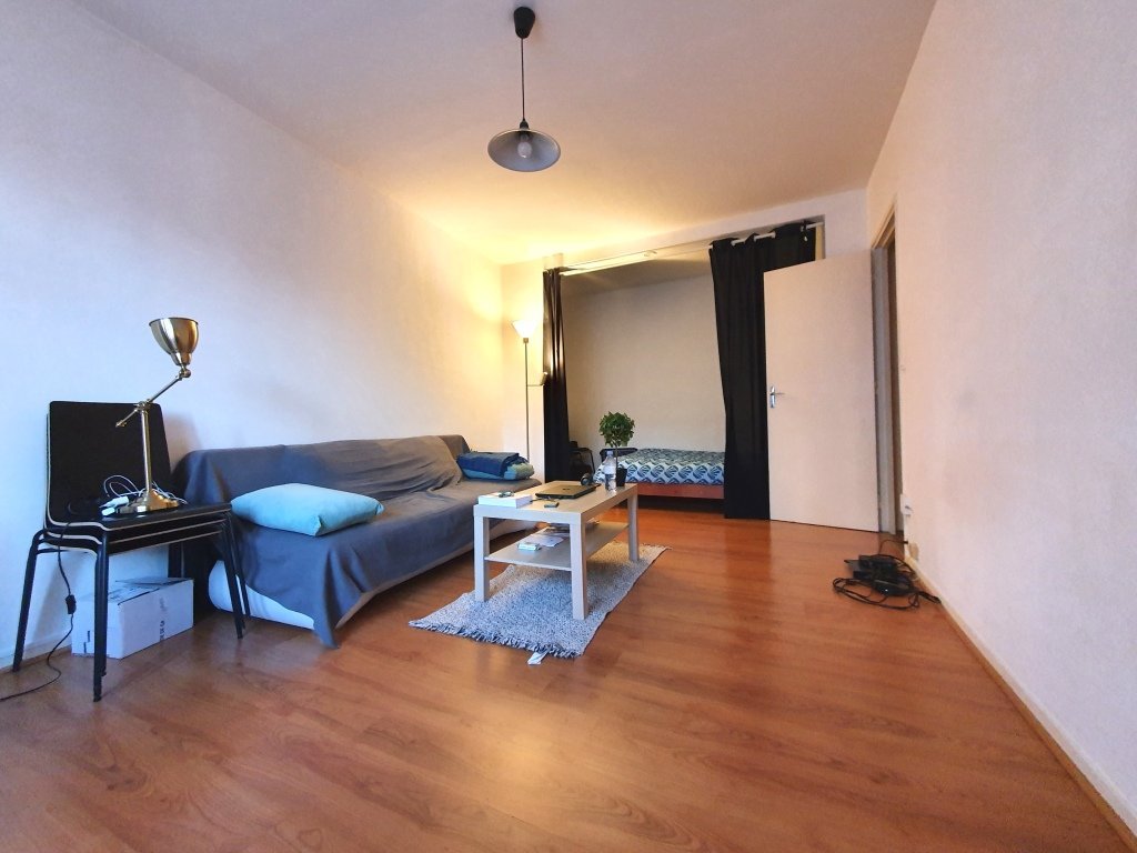 F1 EN RESIDENCE AVEC PARKING A LOUER - LILLE VAUBAN - 29.5 m2 - 645€ charges comprises par mois
