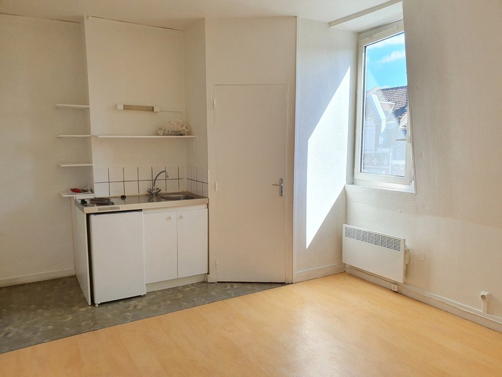 STUDIO A LOUER - HELLEMMES LILLE HELLEMMES - 18 m2 - 343€ charges comprises par mois