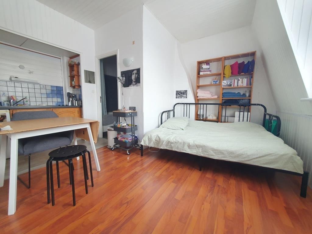 STUDIO EN CENTRE-VILLE A LOUER - LILLE PLEIN CENTRE - 20 m2 - 544 &euro; charges comprises par mois