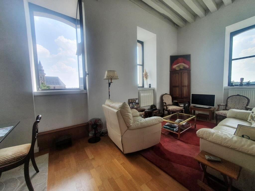 APPARTEMENT T2 A LOUER - VIEUX LILLE - 55.5 m2 - 935€ charges comprises par mois