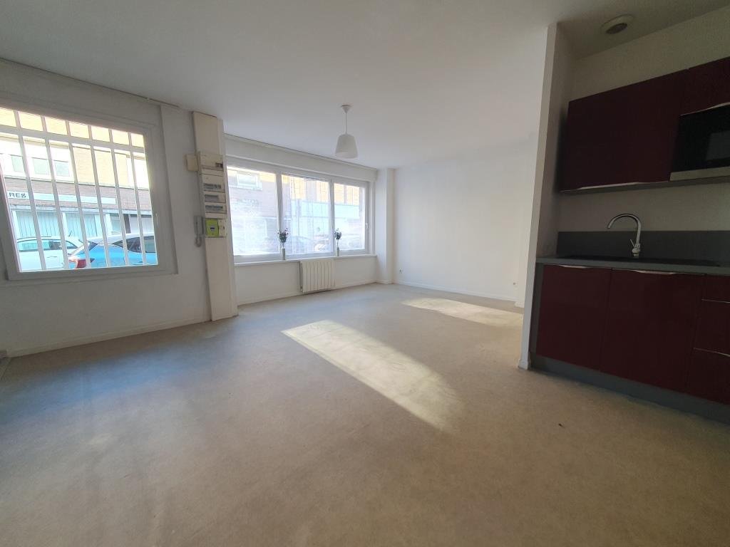 F3 RDC AVEC TERRASSE ET PARKING A LOUER - FACHES THUMESNIL - 59.5 m2 - 799€ charges comprises par mois