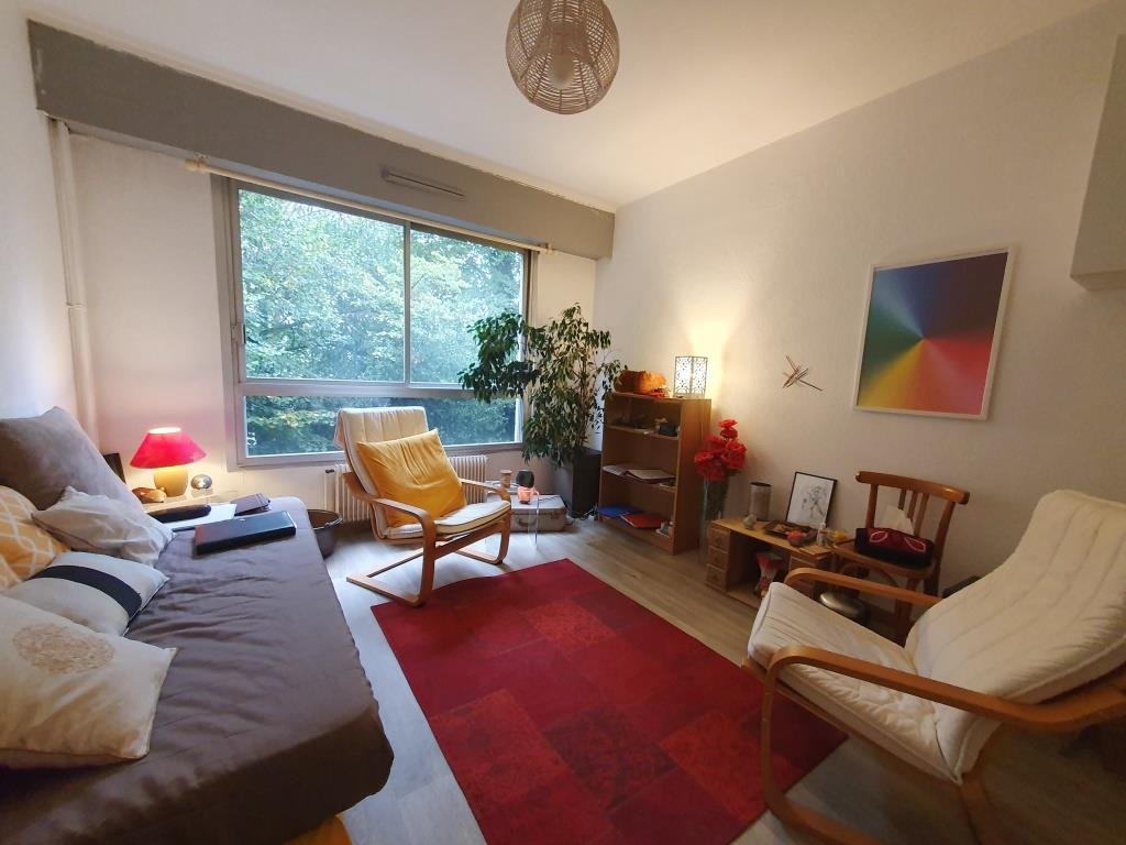 STUDIO AVEC CAVE ET PARKING A LOUER - LAMBERSART CANON D OR - 19 m2 - 439�&euro; charges comprises par mois