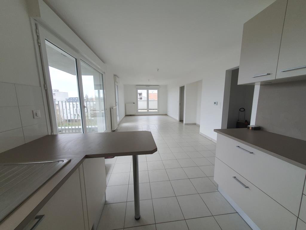 APPARTEMENT T4 A LOUER - HELLEMMES LILLE MAIRIE HELLEMES - 87 m2 - 1083€ charges comprises par mois