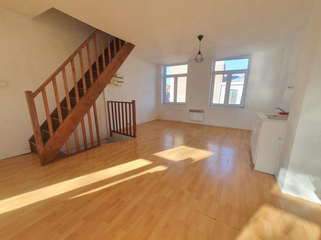 F3 EN DUPLEX pour colocation A LOUER - VIEUX-LILLE - 64 m2 - 899€ charges comprises par mois