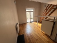 STUDIO MEZZANINE AVEC COUR A LOUER - LILLE GAMBETTA - 25 m2 - 589 &euro; charges comprises par mois