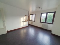 STUDIO AVEC GARAGE A LOUER - LILLE VAUBAN - 27 m2 - 633 &euro; charges comprises par mois