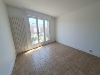 F2 A LOUER - LILLE CHR - 33 m2 - 517 € charges comprises par mois