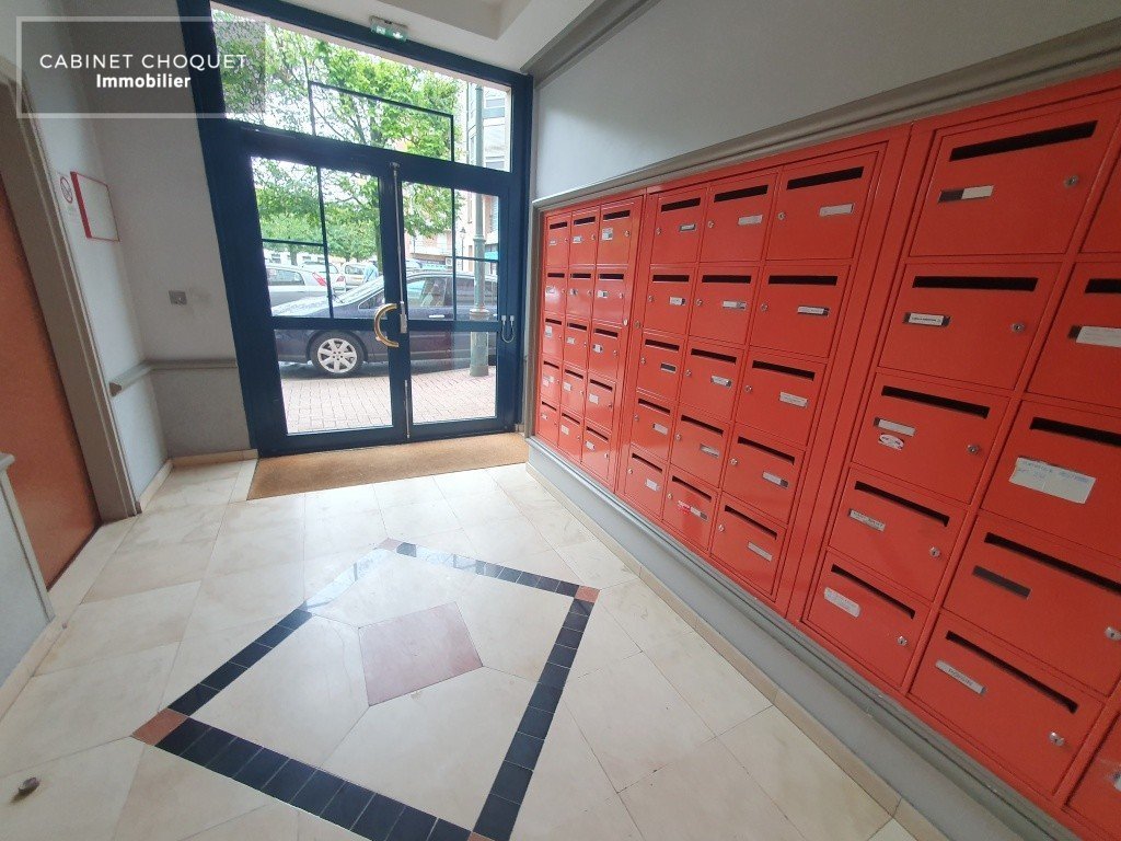 STUDIO A LOUER - VIEUX LILLE - 29 m2 - 649 € charges comprises par mois