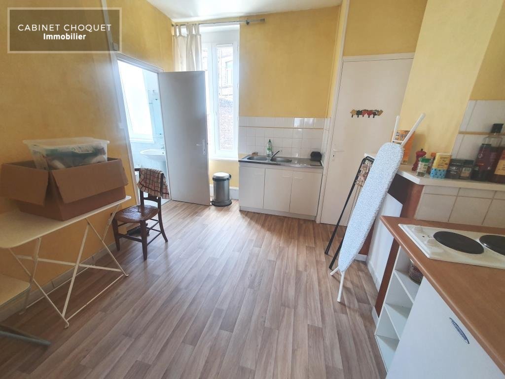 LILLE - LIMITE HELLEMMES - PROX RUE PIERRE LEGRAND & COMMERCES - ENTRE METRO FIVES & METRO MARBRERIE - F1 - Disponible à partir du 30 juin
