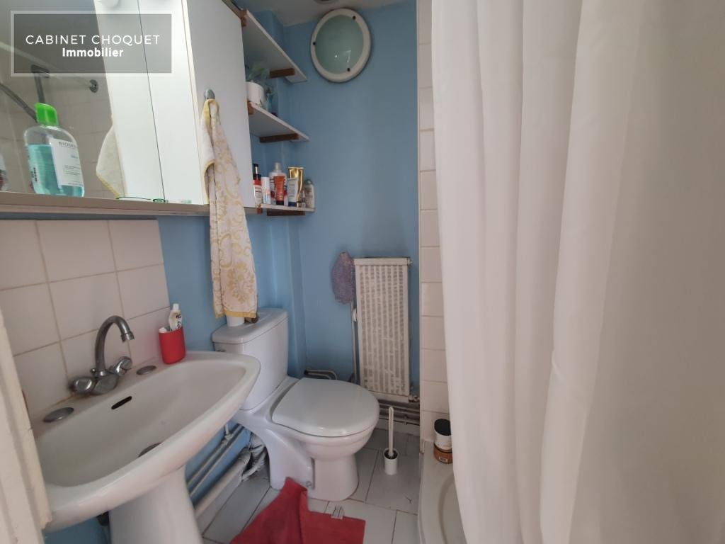 LILLE - PROX CENTRE - THEATRE SEBASTOPOL - PROX RUE SOLFERINO - METROS REPUBLIQUE & GAMBETTA - F1 BIS AVEC CAVE - Disponible � partir du 12 janvier