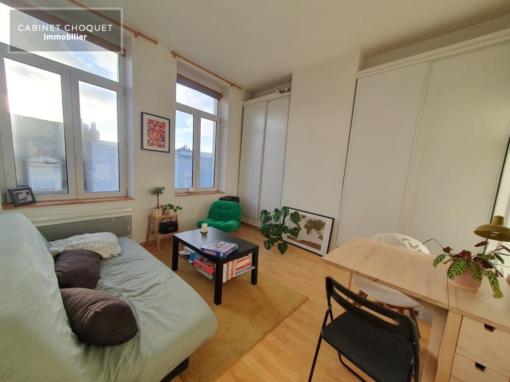 LILLE - GAMBETTA - THEATRE SEBASTOPOL - PROX METROS GAMBETTA - F1 BIS AVEC MEZZANINE - Disponible à partir du 31 août