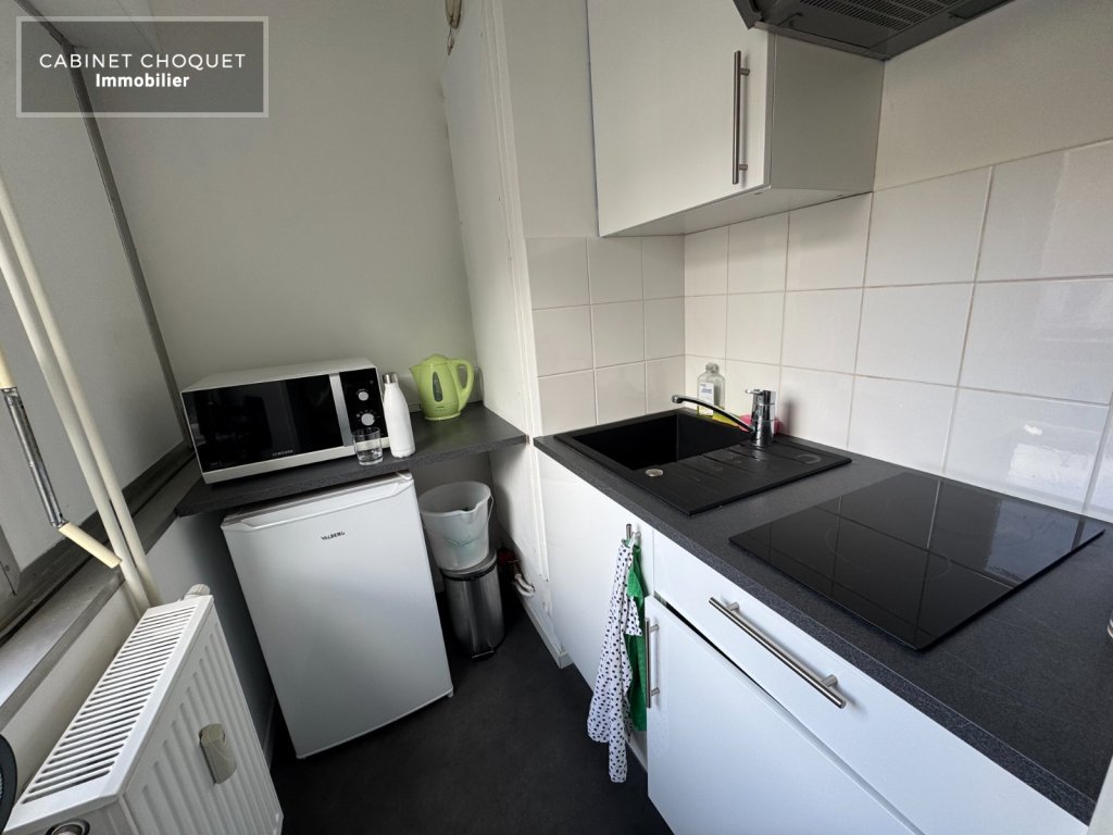 VAUBAN - LA CATHO - PROX. RUE NATIONALE - PROX. METRO GAMBETTA - COMMERCES - STATION V LILLE - Disponible à partir du 04 juin