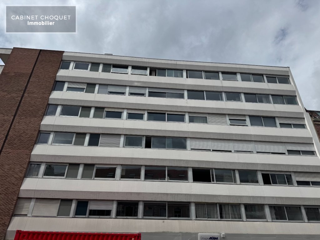 VAUBAN - LA CATHO - PROX. RUE NATIONALE - PROX. METRO GAMBETTA - COMMERCES - STATION V LILLE - Disponible à partir du 04 juin