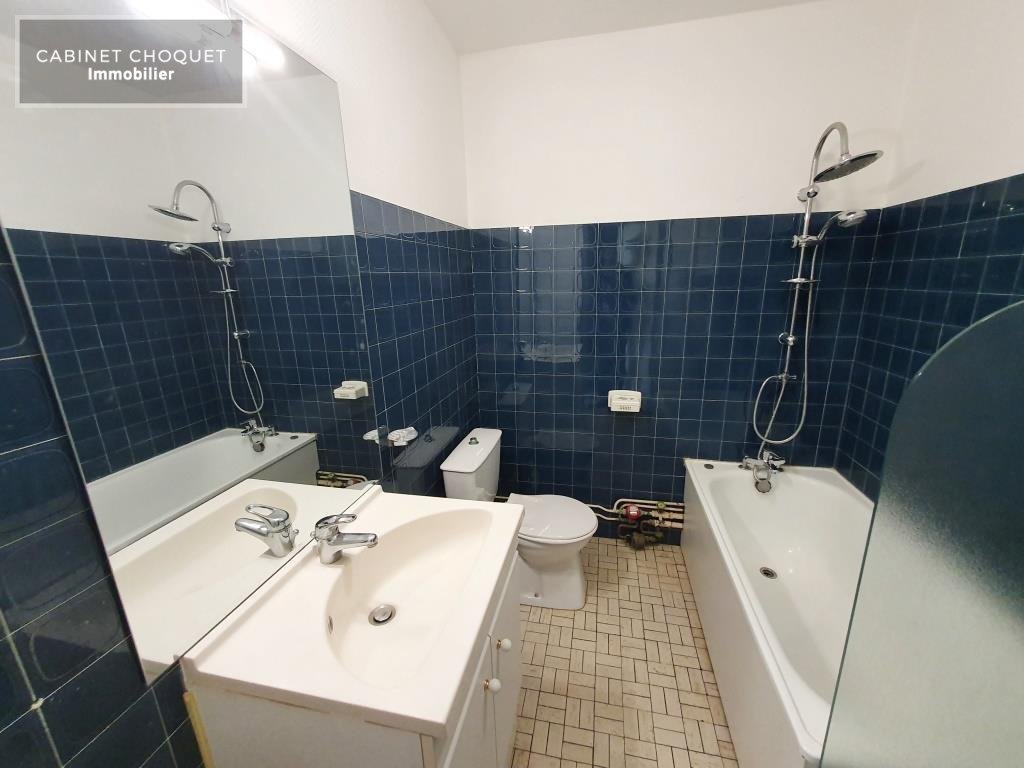 LILLE - VAUBAN - METRO CORMONTAIGNE - RUE DES STATIONS - PROX LA CATHO - F1 AVEC PARKING & CAVE - Disponible � partir du 05 f�vrier