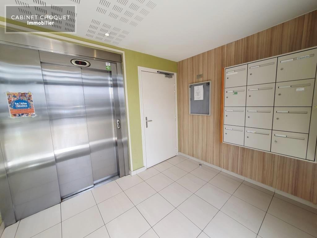 CAPINGHEM - LOMME - QUARTIER HUMANICITE - PROX ZONE KINEPOLIS - METRO SAINT PHILIBERT - F2 BBC AVEC PARKING ET BALCON - Disponible le 13 novembre