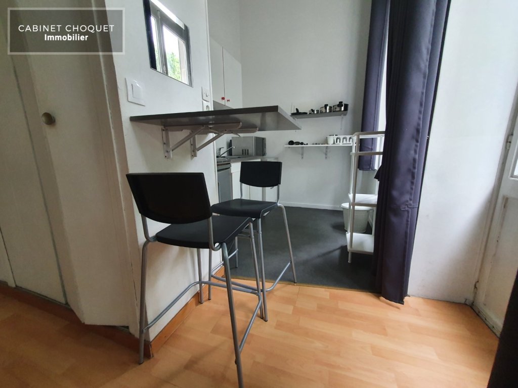 LILLE - CENTRE - LIMITE VIEUX LILLE - PROX QUAI DU WAULT & ESPLANADE - STUDIO DUPLEX AVEC PARKING & CAVE - Disponible � partir du 19 mars