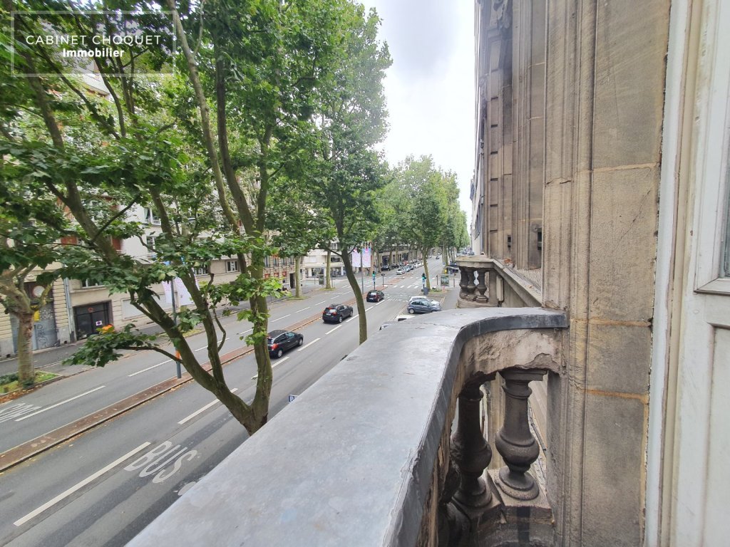 LILLE - CENTRE - LIMITE VIEUX LILLE - PROX QUAI DU WAULT & ESPLANADE - STUDIO DUPLEX AVEC PARKING & CAVE - Disponible � partir du 19 mars