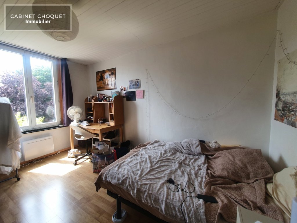 LILLE - METRO FIVES  - PROX RUE PIERRE LEGRAND - GARES - COMMERCES - GRANDS AXES & AUTOROUTES - F2 AVEC CAVE - Disponible rapidement