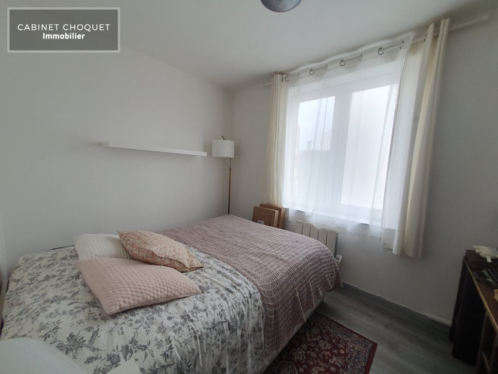 LILLE - LIMITE HELLEMMES - PROX METRO MARBRERIE & RUE PIERRE LEGRAND - COMMERCES - F2 - Disponible à partir du 22 juin