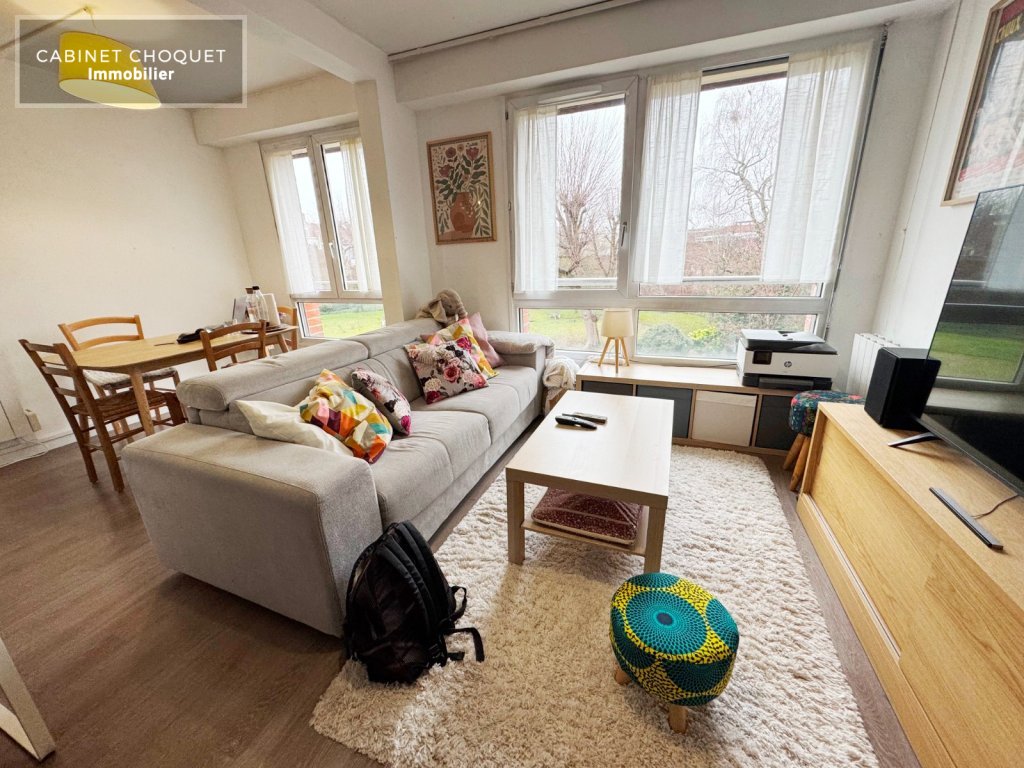 LILLE - LISIERE CENTRE - PARC JB LEBAS & GARE ST SAUVEUR - PROX RUE DE CAMBRAI - F2 LUMINEUX AVEC PARKING & CAVE - Disponible � partir du 28 f�vrier