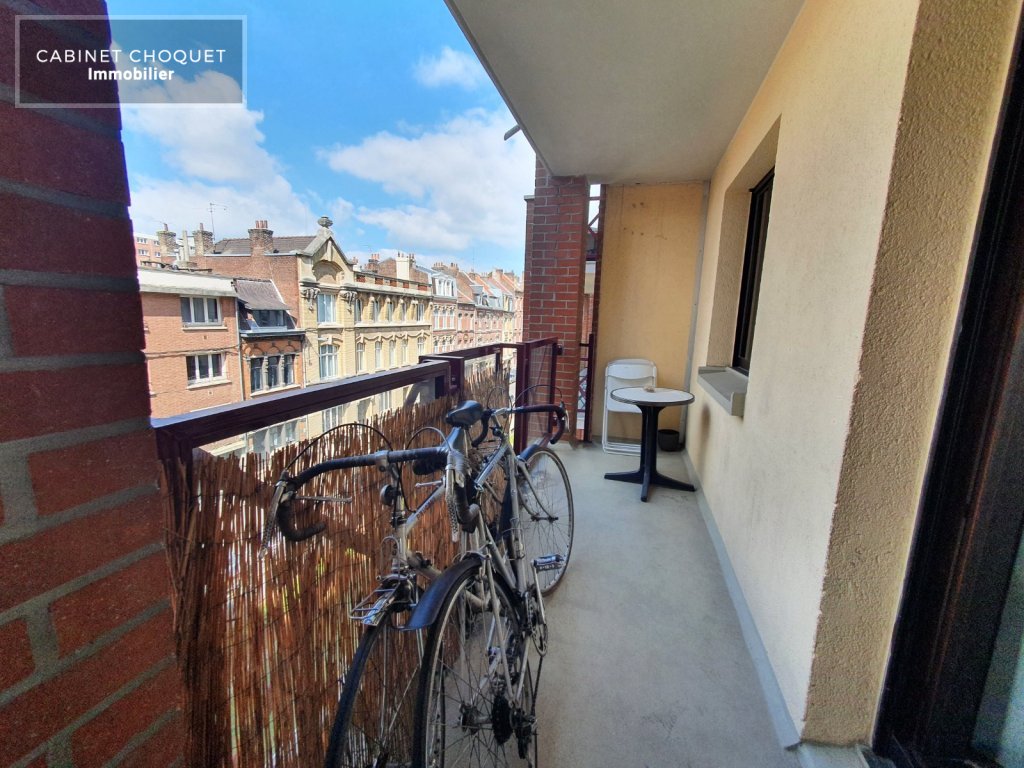 LILLE - CENTRE - VAUBAN - PROX RUE NATIONALE - RUE DES STATIONS - METRO GAMBETTA - F2 AVEC BALCON & PARKING - Disponible de suite