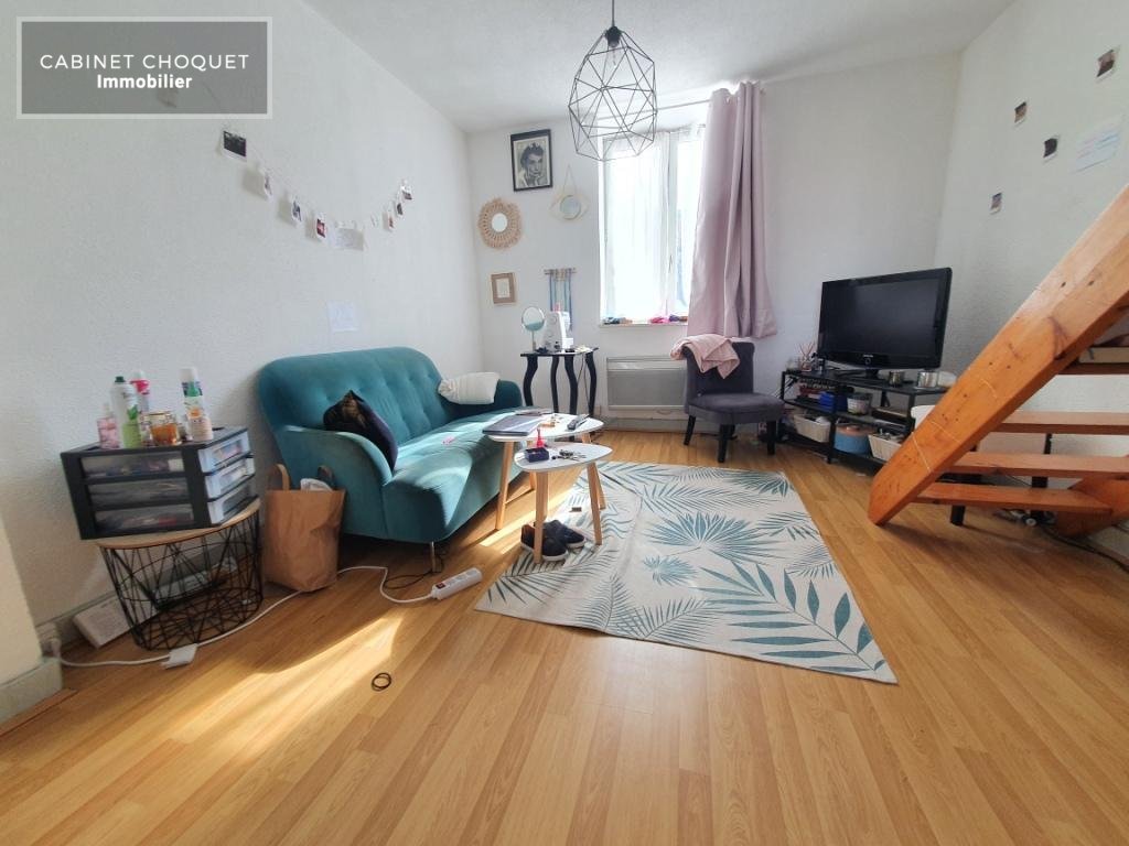LILLE - SAINT MICHEL - LISIERE CENTRE - COMMERCES - PROX RUE SOLFERINO & PLACE PHILIPPE LEBON - F2 DUPLEX - Disponible de suite