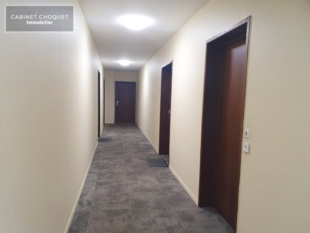 LILLE - BD VAUBAN - LA CATHO - GRANDES ECOLES - PROX RUE DU PORT - METRO GAMBETTA - COMMERCES - GRAND F2 AVEC PARKING - Disponible de suite