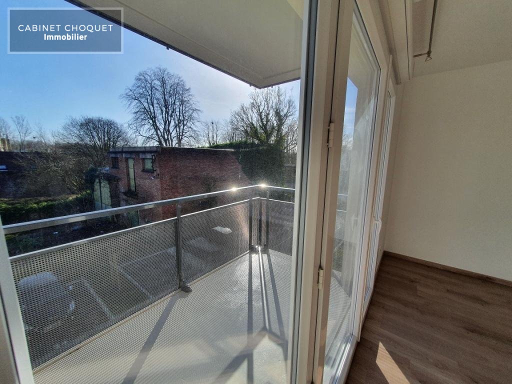 SAINT ANDRE - LIM. LAMBERSART & LA MADELEINE - PROX RUE DE LILLE - AUX PORTE DU VIEUX LILLE - F2 AVEC BALCON & PARKING - Disponible le 13 novembre