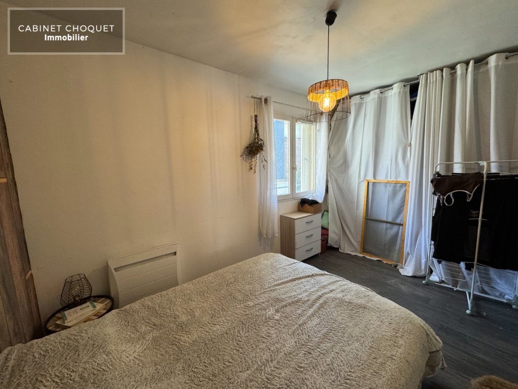 LILLE - HYPER CENTRE - LIMITE VIEUX LILLE  ENTRE GRAND PLACE ET OPERA - PROX GARES & METROS - F2 AVEC BALCON - Disponible à partir du 18 mai