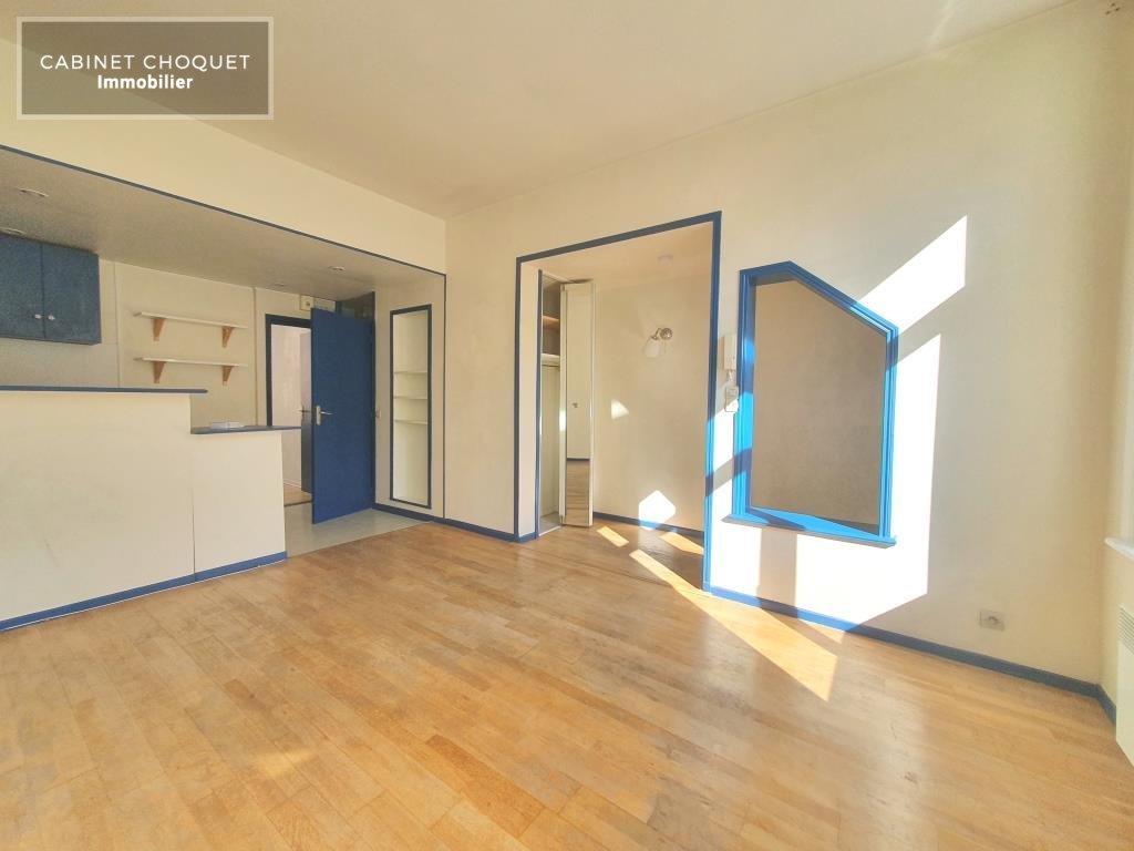 F2 A LOUER - VIEUX-LILLE - 45 m2 - 790 &euro; charges comprises par mois