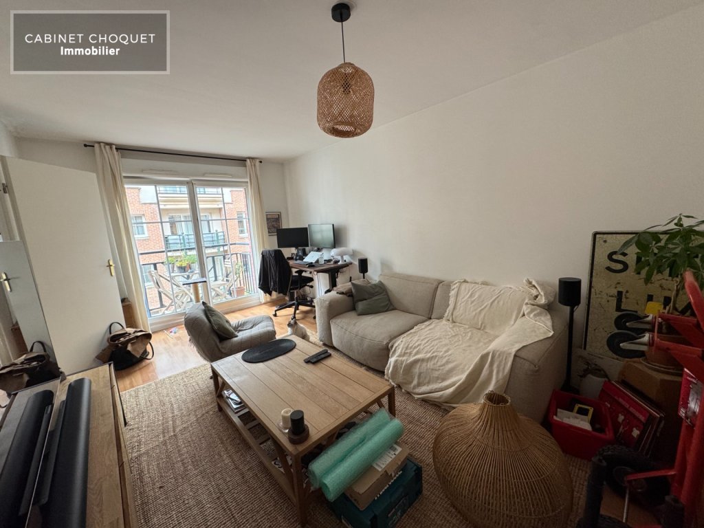 F2 AVEC GARAGE ET CAVE A LOUER - VIEUX-LILLE - 39.5 m2 - 779 &euro; charges comprises par mois