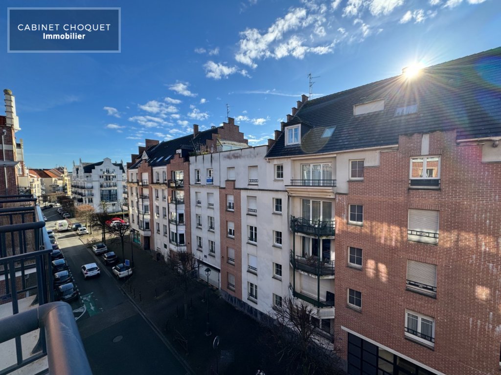 F2 AVEC GARAGE ET CAVE A LOUER - VIEUX-LILLE - 39.5 m2 - 779 &euro; charges comprises par mois