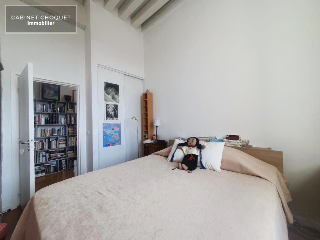 APPARTEMENT T2 A LOUER - VIEUX LILLE - 55.5 m2 - 935 € charges comprises par mois