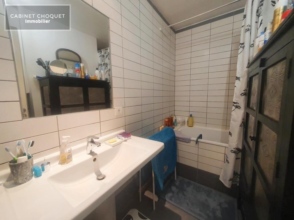 APPARTEMENT T2 A LOUER - VIEUX LILLE - 55.5 m2 - 935 € charges comprises par mois