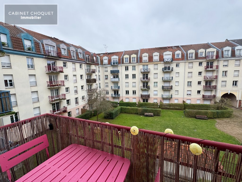 F2 AVEC GARAGE ET CAVE A LOUER - VIEUX-LILLE - 40 m2 - 789�&euro; charges comprises par mois