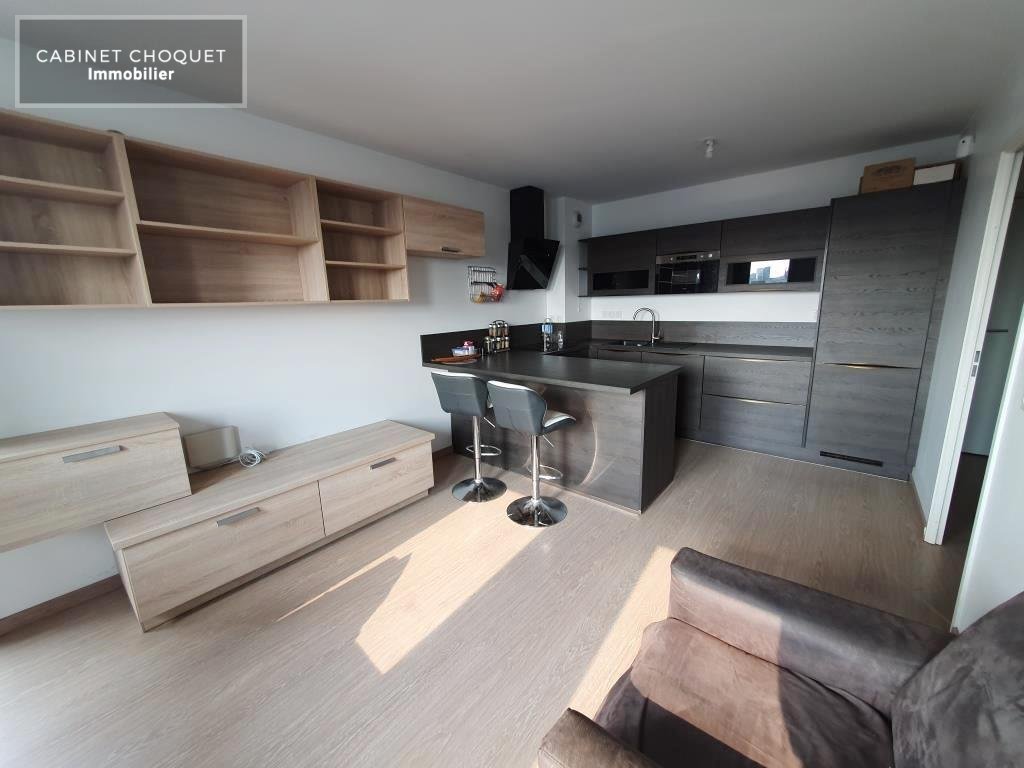 F2 BBC AVEC TERRASSSE & PARKING A VENDRE - LILLE FIVES - 40.5 m2 - 156000€