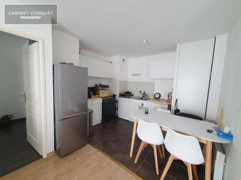 SAINT ANDRE - LIMITE LAMBERSART & LA MADELEINE - QUARTIER SAINTE HELENE - PROX BOIS DE BOULOGNE - F2 AVEC PARKING & TERRASSE