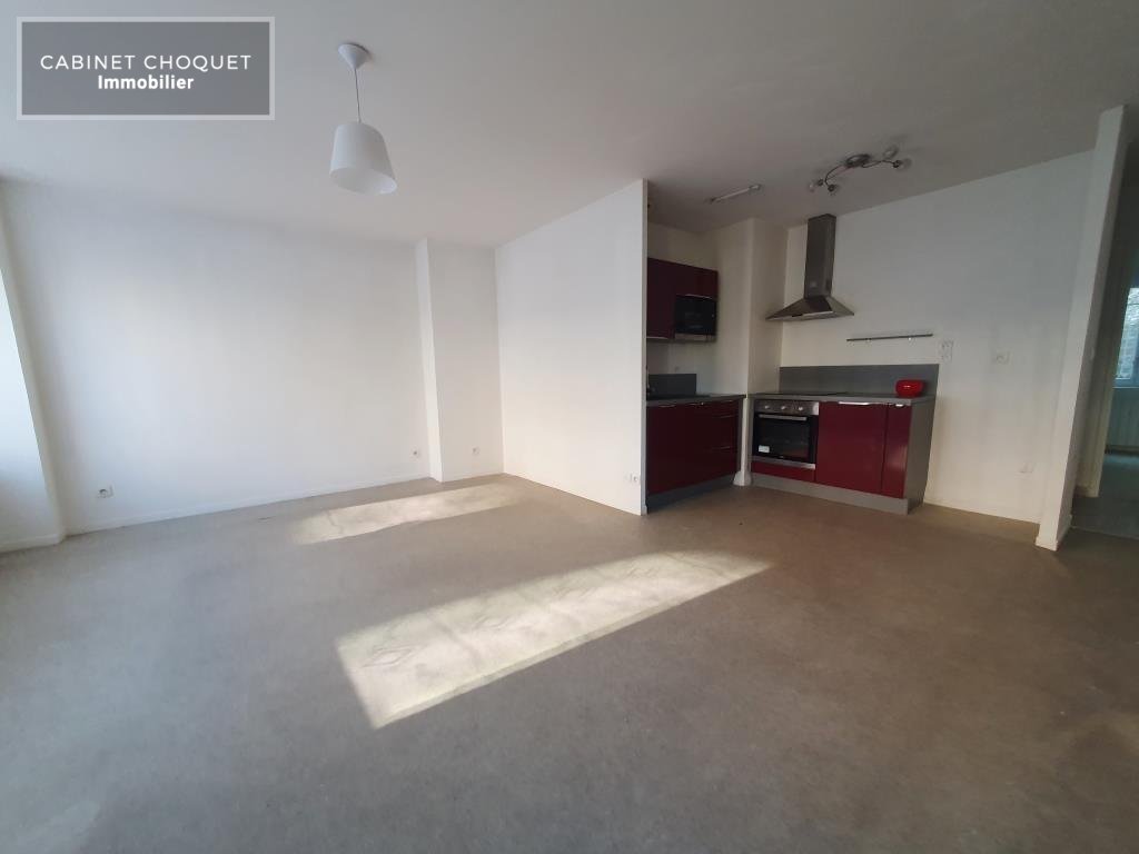 FACHES THUMESNIL - LIMITE LILLE & RONCHIN - F3 EN RDC AVEC TERRASSE ET PARKING - Disponible à partir du 14 août