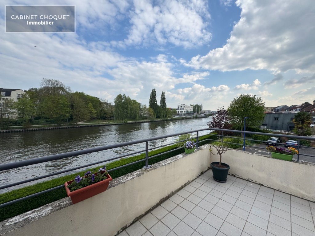 HAUBOURDIN CENTRE - MAIRIE - PROX DEULE & RUE CLARISSE - GRAND F3 BIS AVEC TERRASSE & 2 PARKINGS - Disponible rapidement