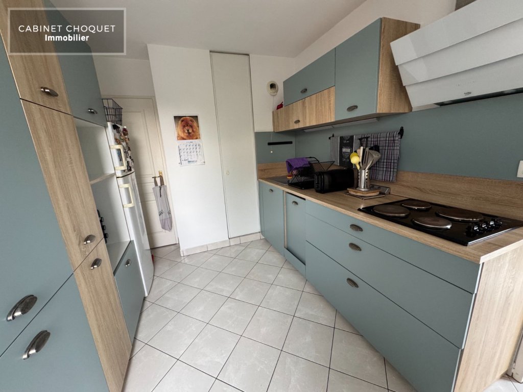 HAUBOURDIN CENTRE - MAIRIE - PROX DEULE & RUE CLARISSE - GRAND F3 BIS AVEC TERRASSE & 2 PARKINGS - Disponible rapidement