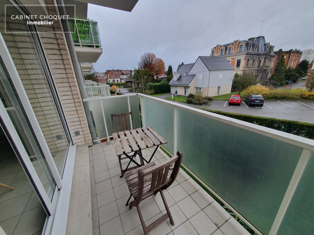 F3 MEUBLE AVEC PARKING ET BALCONS A LOUER - LA MADELEINE LIMITE MARCQ EN BAROEUL - 63 m2 - 1 095 &euro; charges comprises par mois