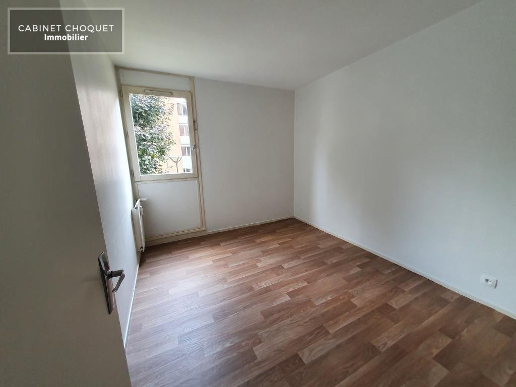 LA MADELEINE - LIMITE VIEUX LILLE  - PROX PLACE DU MARCHE & RUE JEANNE MAILLOTTE - BUS - F3  AVEC BALCON & PARKING - Disponible de suite