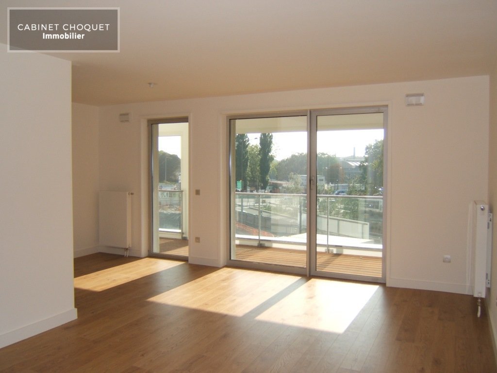 LILLE - QUARTIER BOIS HABITE - METRO PORTE DE VALENCIENNES - PROX HOTEL DE REGION & ZENITH - F3 BBC AVEC TERRASSE & GARAGE - Disponible de suite