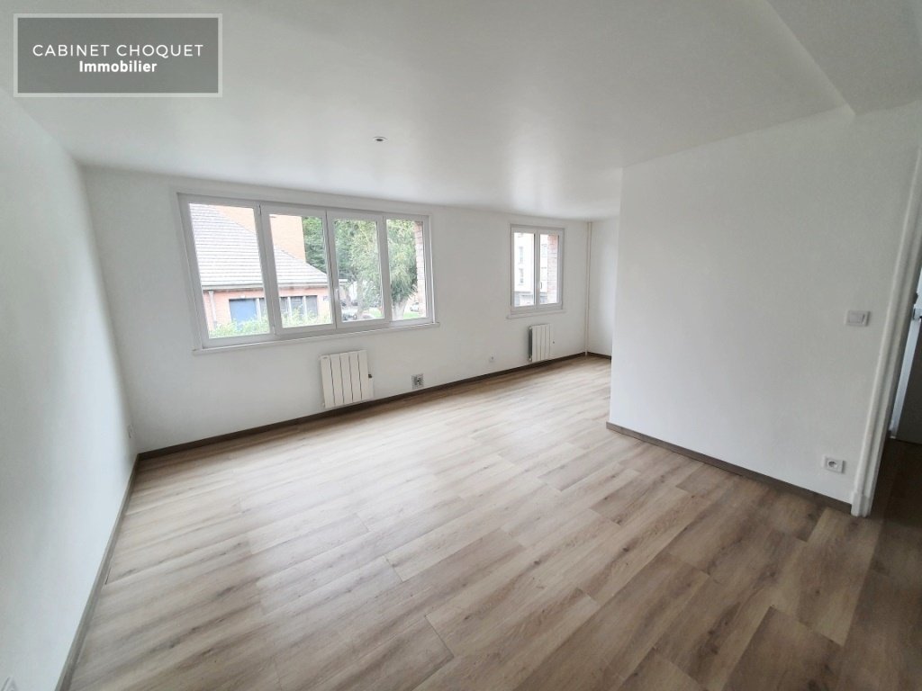 F3 RENOVE AVEC CAVE A LOUER - LILLE FIVES MONT DE TERRE - 57 m2 - 722€ charges comprises par mois